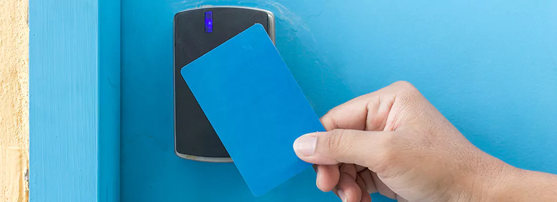 Card Lock Systems for Secure Access in Holiday, FL